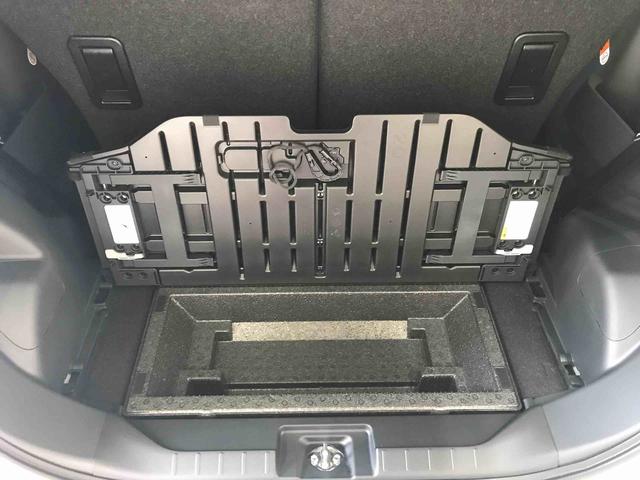 タントカスタムＸ４ＷＤ　オートエアコン／ライト　ＬＥＤヘッドライト／フォグランプ　両側電動スライドドア　運転席・助手席シートヒーター　チルトステアリング　運転席シートリフター　スマートアシスト（予防安全装置）（秋田県）の中古車