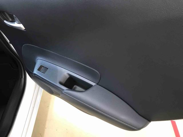 アクアＧ４ＷＤ　バックカメラ　クルーズコントロール　ＥＴＣ　電動格納ドアミラー　オートエアコン／ライト　ＬＥＤヘッドライト　ドライブレコーダー　チルトステアリング　シートリフター（秋田県）の中古車