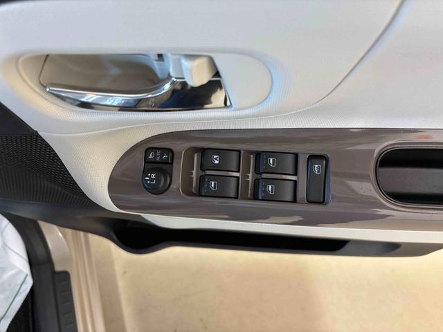 ムーヴキャンバスＸホワイトアクセントリミテッド　ＳＡIII４ＷＤ　ＤＶＤチューナー　ＥＴＣ　ハロゲンヘッドライト／ＬＥＤフォグランプ　オートエアコン／ライト　運転席シートヒーター　オート電動格納ドアミラー　フロントシールドディアイサー　オートハイビーム（秋田県）の中古車