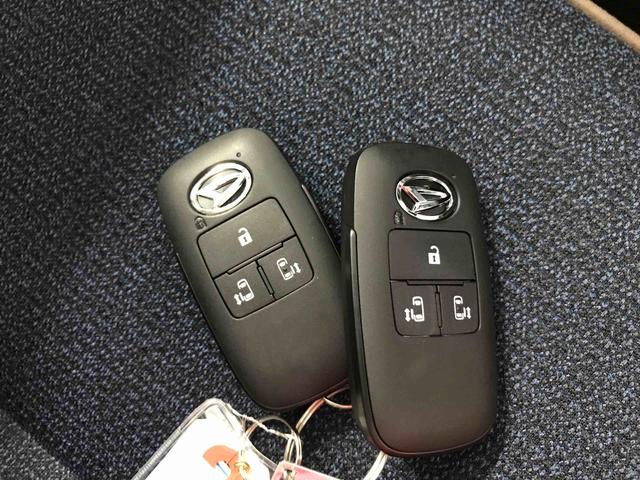 ムーヴキャンバスセオリーＧ４ＷＤオートエアコン／ライト　運転席・助手席シートヒーター　両側電動スライドドア　ほっとカップホルダー　チルトステアリング　運転席シートリフター　アップグレードパック（秋田県）の中古車