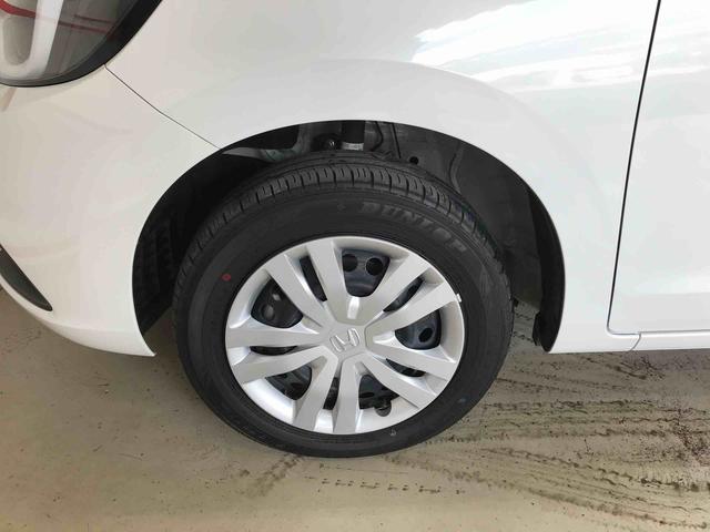 フィットｅ：ＨＥＶホーム４ＷＤ　Aftermarketナビ　バックカメラ　ＥＴＣ　オートエアコン／ライト　ＬＥＤヘッドライト　クルーズコントロール　Aftermarketドライブレコーダー　電動格納ドアミラー　サイドエアバック　チルトステアリング（秋田県）の中古車