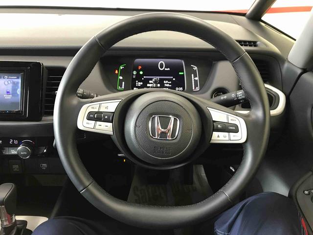 フィットｅ：ＨＥＶホーム４ＷＤ　Aftermarketナビ　バックカメラ　ＥＴＣ　オートエアコン／ライト　ＬＥＤヘッドライト　クルーズコントロール　Aftermarketドライブレコーダー　電動格納ドアミラー　サイドエアバック　チルトステアリング（秋田県）の中古車