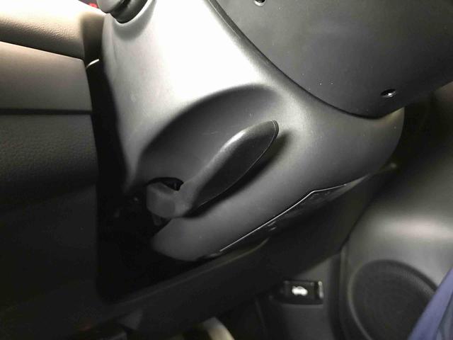 フィットｅ：ＨＥＶホーム４ＷＤ　Aftermarketナビ　バックカメラ　ＥＴＣ　オートエアコン／ライト　ＬＥＤヘッドライト　クルーズコントロール　Aftermarketドライブレコーダー　電動格納ドアミラー　サイドエアバック　チルトステアリング（秋田県）の中古車