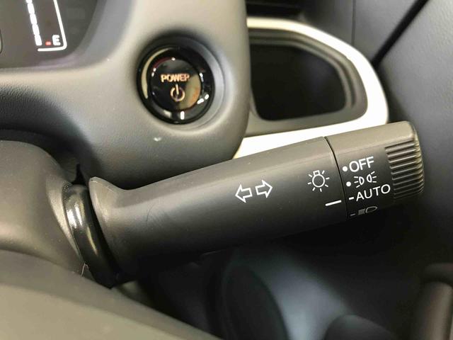 フィットｅ：ＨＥＶホーム４ＷＤ　ナビ　バックカメラ　オートエアコン／ライト　ＬＥＤヘッドライト　電動格納ドアミラー　ドライブレコーダー　クルーズコントロール　ＥＴＣ　チルトステアリング　運転席シートリフター　ホンダセンシング（秋田県）の中古車