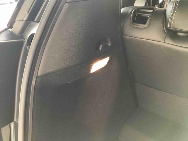 フィットｅ：ＨＥＶホーム４ＷＤ　ナビ　バックカメラ　オートエアコン／ライト　ＬＥＤヘッドライト　電動格納ドアミラー　ドライブレコーダー　クルーズコントロール　ＥＴＣ　チルトステアリング　運転席シートリフター　ホンダセンシング（秋田県）の中古車