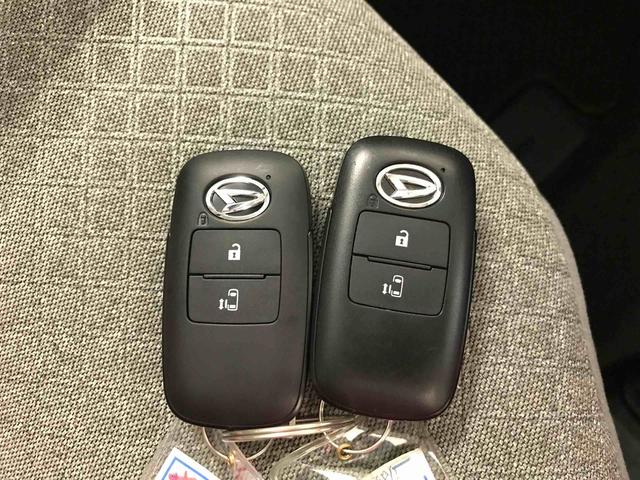 タントＸ４ＷＤ　ディスプレイオーディオ　オートエアコン／ライト　ＬＥＤヘッドライト　助手席側電動スライドドア　運転席・助手席シートヒーター　チルトステアリング　運転席シートリフター（秋田県）の中古車