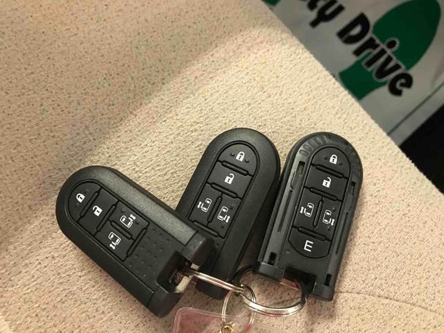 ムーヴキャンバスＸメイクアップリミテッド　ＳＡIII４ＷＤ　純正ナビ　オートエアコン／ライト　両側電動スライドドア　ドライブレコーダー　ハロゲンヘッドライト　ＬＥＤフォグランプ　ＴＶコントロールキット　チルトステアリング　運転席シートリフター（秋田県）の中古車