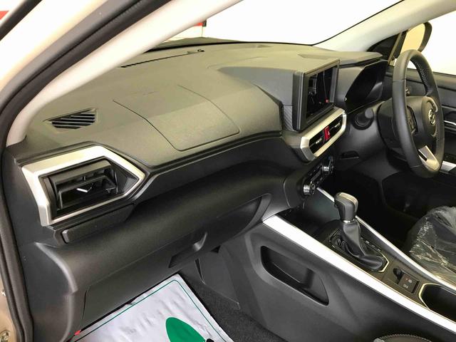 ロッキープレミアムＧ　ＨＥＶオートエアコン／ライト　ＬＥＤヘッドライト／フォグランプ　クルーズコントロール　チルトステアリング　運転席シートリフター　リヤフォグランプ　運転席・助手席シートヒーター　アップグレードパック２（秋田県）の中古車