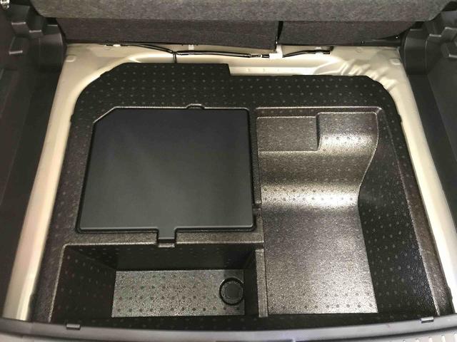 ロッキープレミアムＧ　ＨＥＶオートエアコン／ライト　ＬＥＤヘッドライト／フォグランプ　クルーズコントロール　チルトステアリング　運転席シートリフター　リヤフォグランプ　運転席・助手席シートヒーター　アップグレードパック２（秋田県）の中古車
