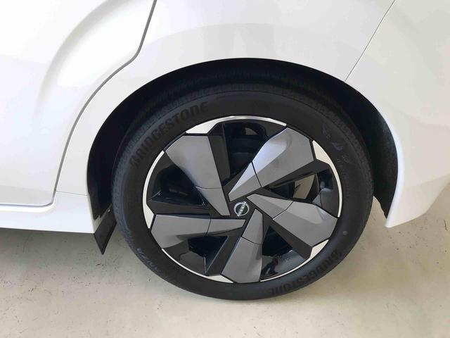 オーラＧ　ＦＯＵＲ　レザーエディション４ＷＤ　インテリジェントアラウンドビューモニター　プロパイロット　ドライブレコーダー　オートエアコン／ライト　ＬＥＤヘッドライト／フォグランプ　クルーズコントロール（秋田県）の中古車