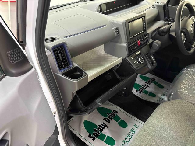 タントＸセレクション４ＷＤ　純正ナビ　ＬＥＤヘッドライト　ドライブレコーダー　オートエアコン／ライト／ハイビーム／電動ドアミラー　助手席電動スライドドア　運転席・助手席シートヒーター　ＴＶコントロールキット（秋田県）の中古車