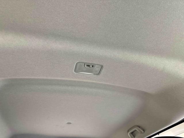 トールカスタムＧ４ＷＤ　純正ナビ　バックカメラ　オートエアコン／ライト／電動ドアミラー　ＬＥＤヘッドライト／フォグランプ　両側電動スライドドア　ＥＴＣ　ＴＶコントロールキット　クルーズコントロール（秋田県）の中古車