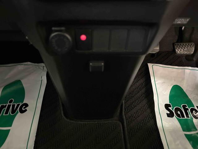 トールカスタムＧ４ＷＤ　純正ナビ　バックカメラ　オートエアコン／ライト／電動ドアミラー　ＬＥＤヘッドライト／フォグランプ　両側電動スライドドア　ＥＴＣ　ＴＶコントロールキット　クルーズコントロール（秋田県）の中古車