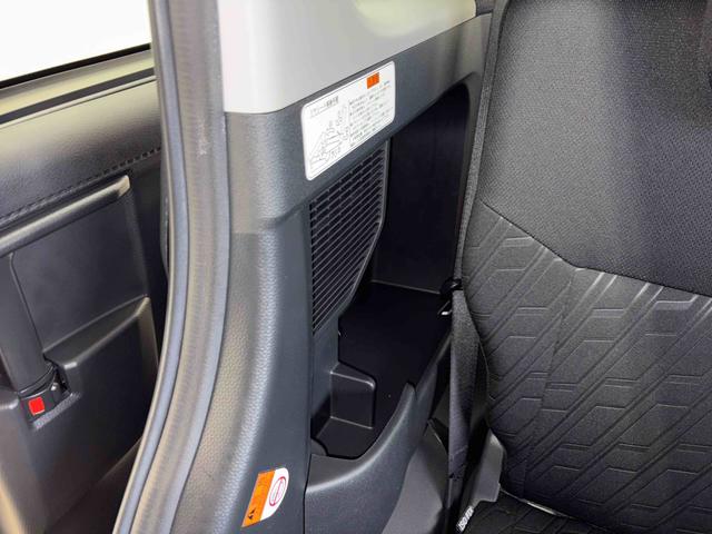 トールカスタムＧ４ＷＤ　純正ナビ　バックカメラ　オートエアコン／ライト／電動ドアミラー　ＬＥＤヘッドライト／フォグランプ　両側電動スライドドア　ＥＴＣ　ＴＶコントロールキット　クルーズコントロール（秋田県）の中古車