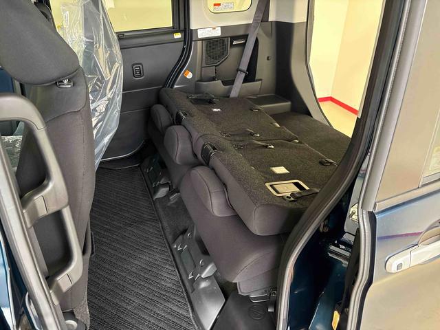 トールカスタムＧ４ＷＤ　純正ナビ　バックカメラ　オートエアコン／ライト／電動ドアミラー　ＬＥＤヘッドライト／フォグランプ　両側電動スライドドア　ＥＴＣ　ＴＶコントロールキット　クルーズコントロール（秋田県）の中古車