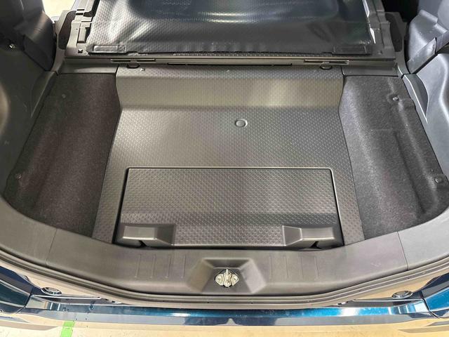 トールカスタムＧ４ＷＤ　純正ナビ　バックカメラ　オートエアコン／ライト／電動ドアミラー　ＬＥＤヘッドライト／フォグランプ　両側電動スライドドア　ＥＴＣ　ＴＶコントロールキット　クルーズコントロール（秋田県）の中古車