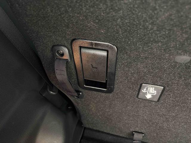 トールカスタムＧ４ＷＤ　純正ナビ　バックカメラ　オートエアコン／ライト／電動ドアミラー　ＬＥＤヘッドライト／フォグランプ　両側電動スライドドア　ＥＴＣ　ＴＶコントロールキット　クルーズコントロール（秋田県）の中古車