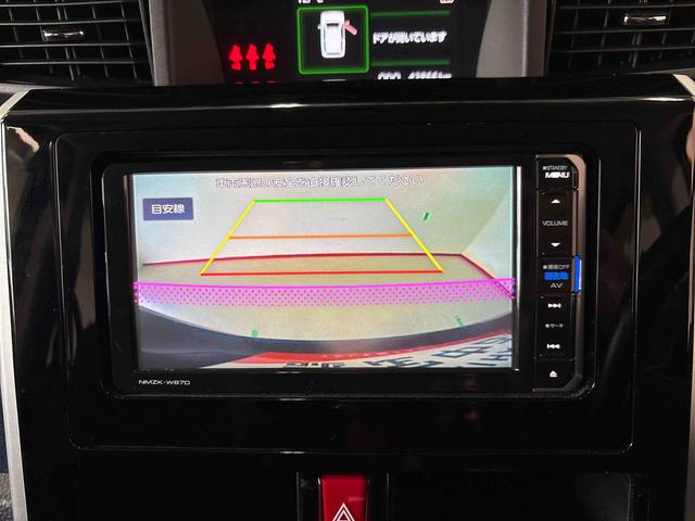 トールカスタムＧ４ＷＤ　純正ナビ　バックカメラ　オートエアコン／ライト／電動ドアミラー　ＬＥＤヘッドライト／フォグランプ　両側電動スライドドア　ＥＴＣ　ＴＶコントロールキット　クルーズコントロール（秋田県）の中古車