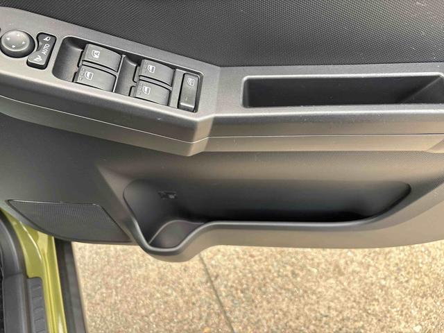 タフトＸ４ＷＤ　ＬＥＤヘッドライト　コーナーセンサー　オートエアコン／ライト／ハイビーム／電動格納ドアミラー　電動パーキングブレーキ　チルトステアリング　運転席シートリフター（秋田県）の中古車