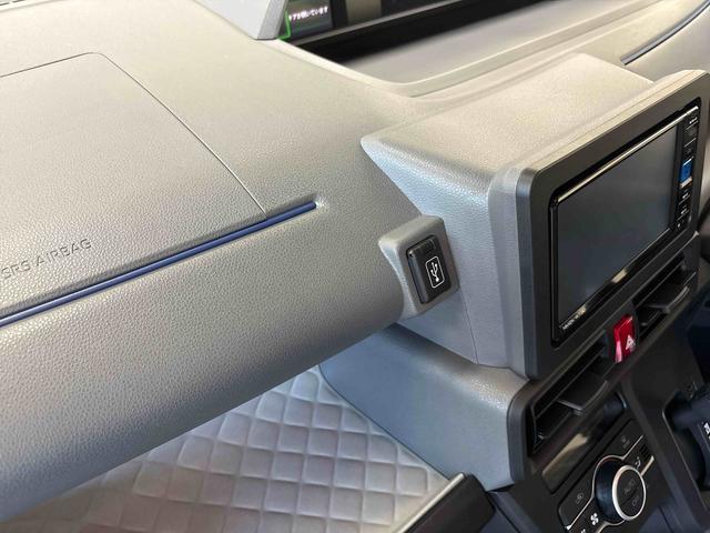 タントＸ４ＷＤ　純正ナビ　ＬＥＤヘッドライト　オートエアコン／ライト／ハイビーム　オート電動格納ドアミラー　コーナーセンサー　運転席・助手席シートヒーター　ＥＴＣ　ドライブレコーダー　チルトステアリング（秋田県）の中古車