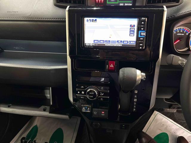 トールカスタムＧ４ＷＤ　純正ナビ　オートエアコン／ライト　ＬＥＤヘッドライト／フォグランプ　電動パーキングブレーキ　ＴＶコントロールキット　コーナーセンサー　ドライブレコーダー　両側電動スライドドア（秋田県）の中古車