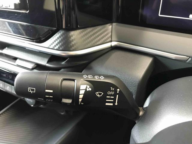 ノートＳ　ＦＯＵＲ４ＷＤ　ナビ　キーフリーシステム　電動格納ミラー　ＥＴＣ　オートエアコン／ライト　ハロゲンヘッドライト　インテリジェントルームミラー　アラウンドビューモニター　チルトステアリング　シートリフター（秋田県）の中古車