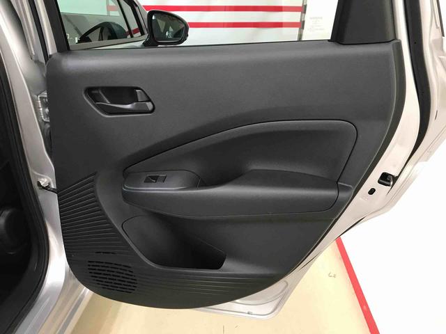 ノートＳ　ＦＯＵＲ４ＷＤ　ナビ　キーフリーシステム　電動格納ミラー　ＥＴＣ　オートエアコン／ライト　ハロゲンヘッドライト　インテリジェントルームミラー　アラウンドビューモニター　チルトステアリング　シートリフター（秋田県）の中古車