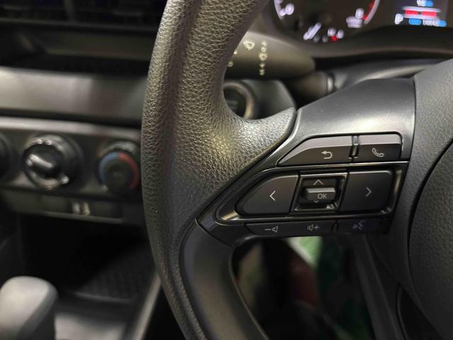 ヤリスX4WD ナビ ETC オートライト オートハイビーム ハロゲンヘッドライト バックカメラ クルーズコントロール フロントシールドディアイサー マニュアルエアコン 運転席シートリフター(秋田県)の中古車
