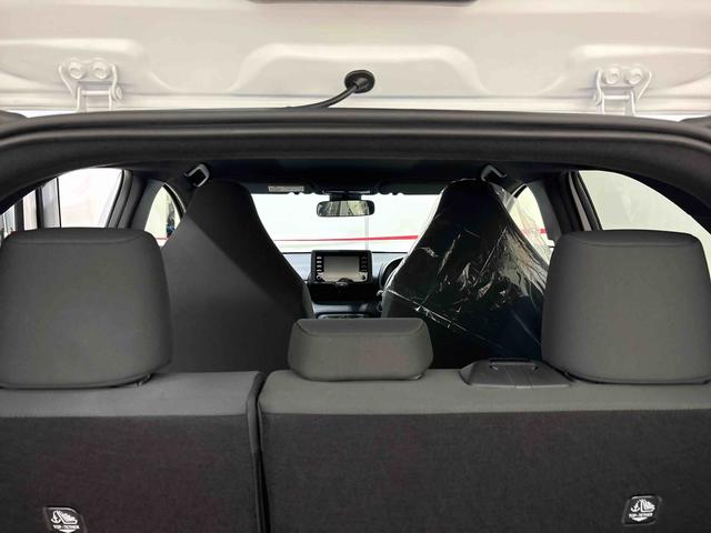 ヤリスX4WD ナビ ETC オートライト オートハイビーム ハロゲンヘッドライト バックカメラ クルーズコントロール フロントシールドディアイサー マニュアルエアコン 運転席シートリフター(秋田県)の中古車
