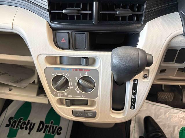ムーヴＬ４ＷＤ　純正ＣＤ　キーレスエントリー　電動格納ドアミラー　マニュアルエアコン　ＶＳＣ（横滑り防止機能）　ＰＷＲモード　ハロゲンヘッドライト（秋田県）の中古車