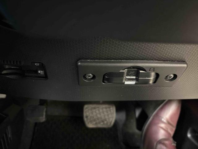 タントカスタムＸスタイルセレクション４ＷＤ　純正ナビ　オートエアコン／ライト　ＬＥＤヘッドライト／フォグランプ　ドライブレコーダー　運転席・助手席シートヒーター　ＥＴＣ　チルトステアリング　運転席シートリフター（秋田県）の中古車