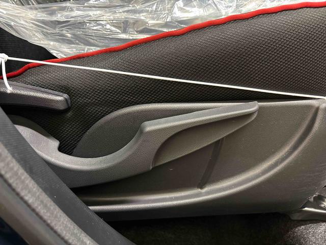 ロッキーＧ４ＷＤ　純正ナビ　ＬＥＤヘッドライト／フォグランプ　バックフォグランプ　オートエアコン／ライト／ハイビーム／電動ドアミラー　クルーズコントロール　コーナーセンサー　ＥＴＣ　運転席・助手席シートヒーター（秋田県）の中古車