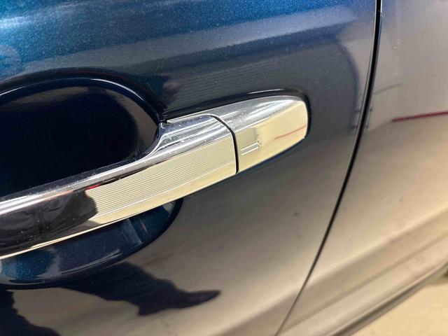 ロッキーＧ４ＷＤ　純正ナビ　ＬＥＤヘッドライト／フォグランプ　バックフォグランプ　オートエアコン／ライト／ハイビーム／電動ドアミラー　クルーズコントロール　コーナーセンサー　ＥＴＣ　運転席・助手席シートヒーター（秋田県）の中古車