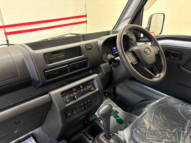 ハイゼットトラックスタンダード電子4WD 純正ラジオ(AM・FM) ハロゲンヘッドライト マニュアルエアコン オートライト/ハイビーム コーナーセンサー ストロング防錆 VSC(横滑り防止機能) スマートアシスト(予防安全装置)(秋田県)の中古車