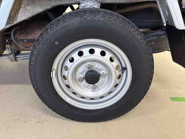 ハイゼットトラックスタンダード電子4WD 純正ラジオ(AM・FM) ハロゲンヘッドライト マニュアルエアコン オートライト/ハイビーム コーナーセンサー ストロング防錆 VSC(横滑り防止機能) スマートアシスト(予防安全装置)(秋田県)の中古車