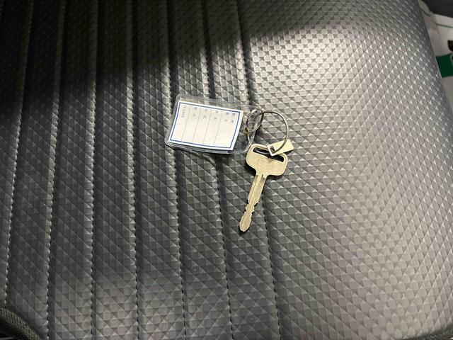 ハイゼットトラックスタンダード電子4WD 純正ラジオ(AM・FM) ハロゲンヘッドライト マニュアルエアコン オートライト/ハイビーム コーナーセンサー ストロング防錆 VSC(横滑り防止機能) スマートアシスト(予防安全装置)(秋田県)の中古車