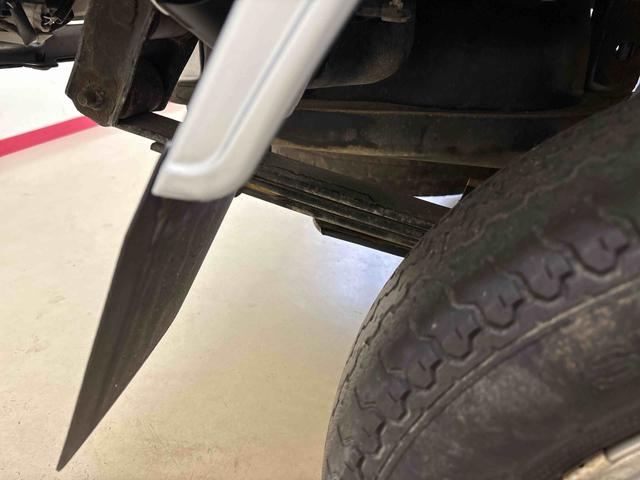 ハイゼットトラックスタンダード電子4WD 純正ラジオ(AM・FM) ハロゲンヘッドライト マニュアルエアコン オートライト/ハイビーム コーナーセンサー ストロング防錆 VSC(横滑り防止機能) スマートアシスト(予防安全装置)(秋田県)の中古車