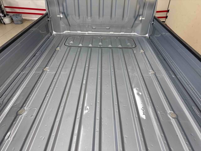 ハイゼットトラックスタンダード電子4WD 純正ラジオ(AM・FM) ハロゲンヘッドライト マニュアルエアコン オートライト/ハイビーム コーナーセンサー ストロング防錆 VSC(横滑り防止機能) スマートアシスト(予防安全装置)(秋田県)の中古車