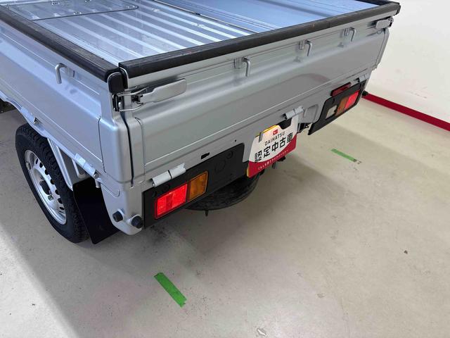 ハイゼットトラックスタンダード電子4WD 純正ラジオ(AM・FM) ハロゲンヘッドライト マニュアルエアコン オートライト/ハイビーム コーナーセンサー ストロング防錆 VSC(横滑り防止機能) スマートアシスト(予防安全装置)(秋田県)の中古車