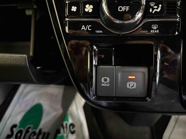 タントカスタムＸ４ＷＤ　オートエアコン／ライト　ＬＥＤヘッドライト／フォグランプ　運転席・助手席シートヒーター　チルトステアリング　運転席シートリフター　サイドエアバック　両側電動スライドドア　アップグレードパック（秋田県）の中古車