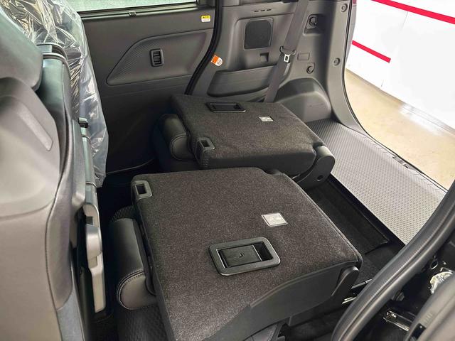 タントカスタムＸ４ＷＤ　オートエアコン／ライト　ＬＥＤヘッドライト／フォグランプ　運転席・助手席シートヒーター　チルトステアリング　運転席シートリフター　サイドエアバック　両側電動スライドドア　アップグレードパック（秋田県）の中古車