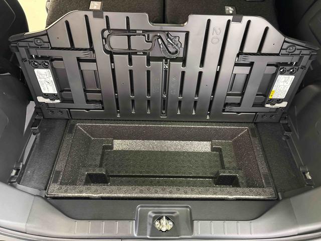 タントカスタムＸ４ＷＤ　オートエアコン／ライト　ＬＥＤヘッドライト／フォグランプ　運転席・助手席シートヒーター　チルトステアリング　運転席シートリフター　サイドエアバック　両側電動スライドドア　アップグレードパック（秋田県）の中古車