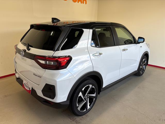 ロッキープレミアムＧ　ＨＥＶＬＥＤヘッドライト／ＬＥＤフォグランプ　クルーズコントオール　オート電動格納ドアミラー　電動パーキングブレーキ　運転席・助手席シートヒーター　リヤフォグランプ　サイドエアバック（秋田県）の中古車