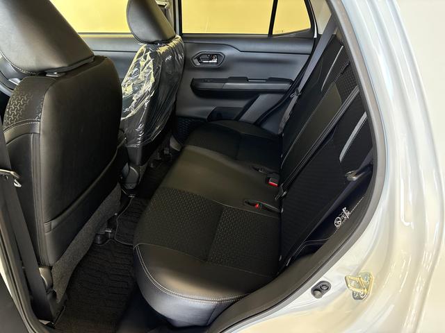 ロッキープレミアムＧ　ＨＥＶＬＥＤヘッドライト／ＬＥＤフォグランプ　クルーズコントオール　オート電動格納ドアミラー　電動パーキングブレーキ　運転席・助手席シートヒーター　リヤフォグランプ　サイドエアバック（秋田県）の中古車