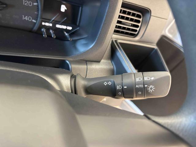 ハイゼットトラックスタンダード　農用スペシャル電子４ＷＤ　ハロゲンヘッドライト　デフロック　コーナーセンサー　荷台作業灯　ＬＥＤヘッドライト／フォグランプ　オートライト／ハイビーム　マニュアルエアコン　ＥＴＣ（秋田県）の中古車