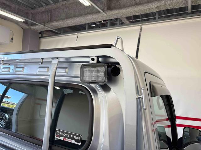 ハイゼットトラックスタンダード　農用スペシャル電子４ＷＤ　ハロゲンヘッドライト　デフロック　コーナーセンサー　荷台作業灯　ＬＥＤヘッドライト／フォグランプ　オートライト／ハイビーム　マニュアルエアコン　ＥＴＣ（秋田県）の中古車