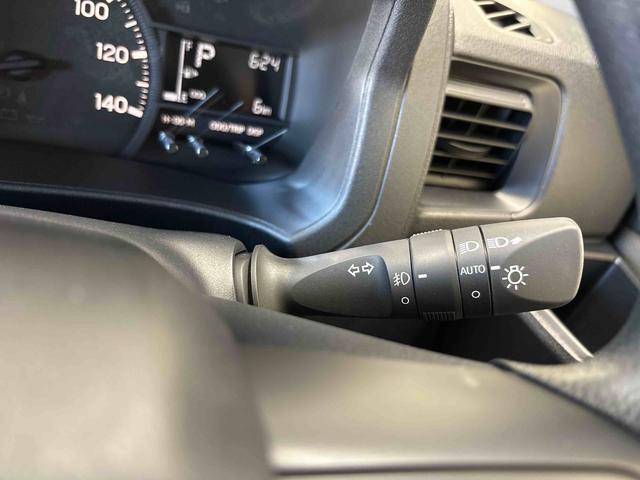 ハイゼットカーゴＤＸ電子４ＷＤ　マニュアルエアコン　ＬＥＤヘッドライト／フォグランプ　コーナーセンサ−　キーレスエントリー　オートライト／ハイビーム　パワーウィンドウ　スマートアシスト（予防安全装置）（秋田県）の中古車