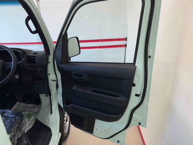 ハイゼットカーゴＤＸ電子４ＷＤ　マニュアルエアコン　ＬＥＤヘッドライト／フォグランプ　コーナーセンサ−　キーレスエントリー　オートライト／ハイビーム　パワーウィンドウ　スマートアシスト（予防安全装置）（秋田県）の中古車