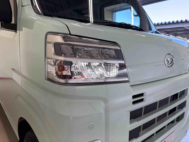 ハイゼットカーゴＤＸ電子４ＷＤ　マニュアルエアコン　ＬＥＤヘッドライト／フォグランプ　コーナーセンサ−　キーレスエントリー　オートライト／ハイビーム　パワーウィンドウ　スマートアシスト（予防安全装置）（秋田県）の中古車