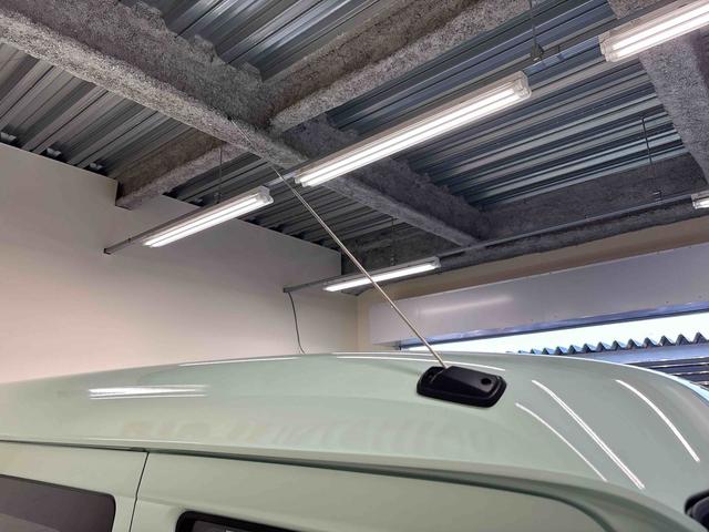 ハイゼットカーゴＤＸ電子４ＷＤ　マニュアルエアコン　ＬＥＤヘッドライト／フォグランプ　コーナーセンサ−　キーレスエントリー　オートライト／ハイビーム　パワーウィンドウ　スマートアシスト（予防安全装置）（秋田県）の中古車